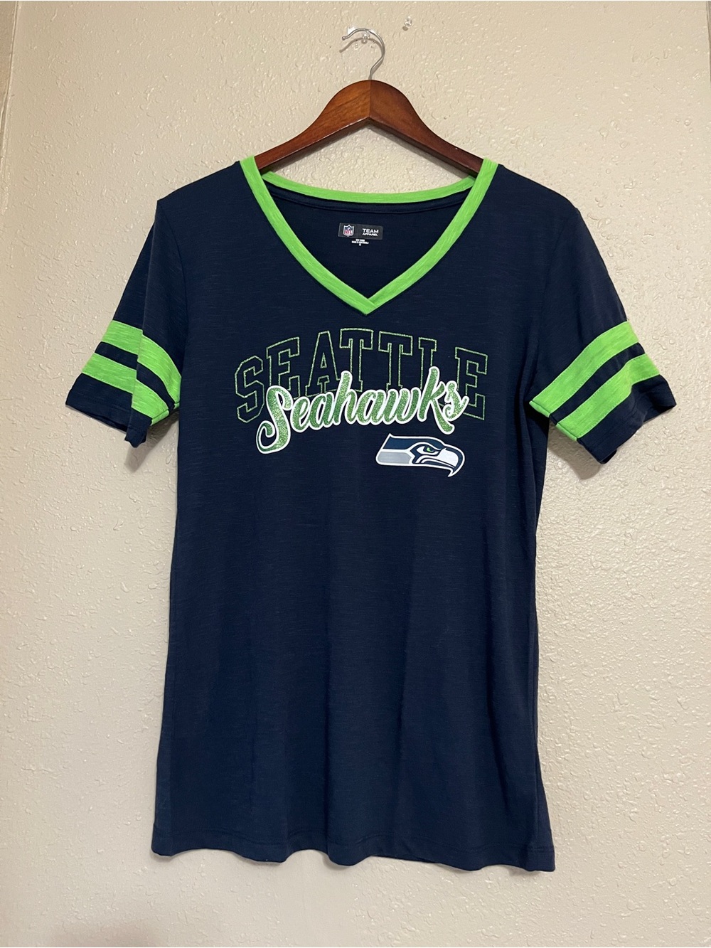 NFL Team Apparel Seattle Seahawks Women’s V-Neck Tee Blue & GreenGlittery Medium